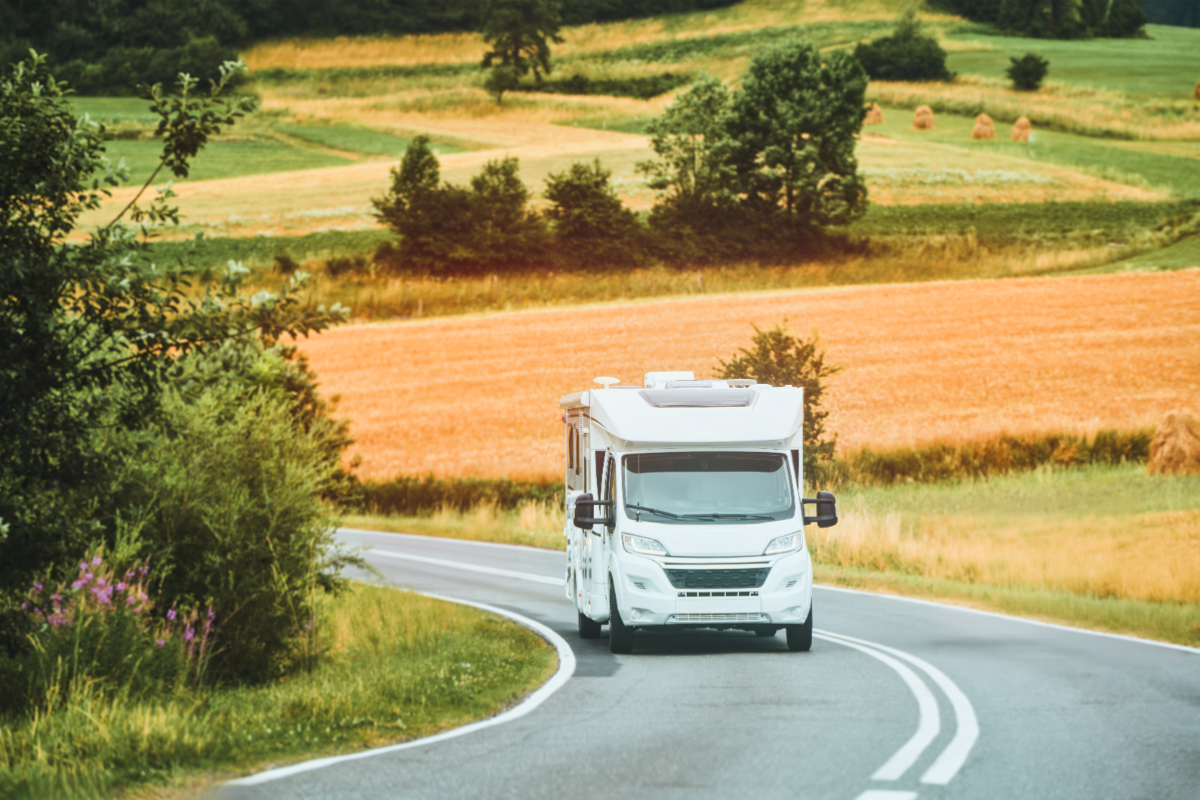 Can I Drive a Motorhome with a Car Licence Image